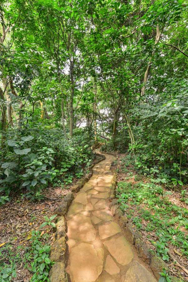 Serenada Eco Resort Mukono Town Экстерьер фото